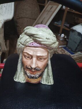 Ceramic ARABIAN Sultan..Removable scarf